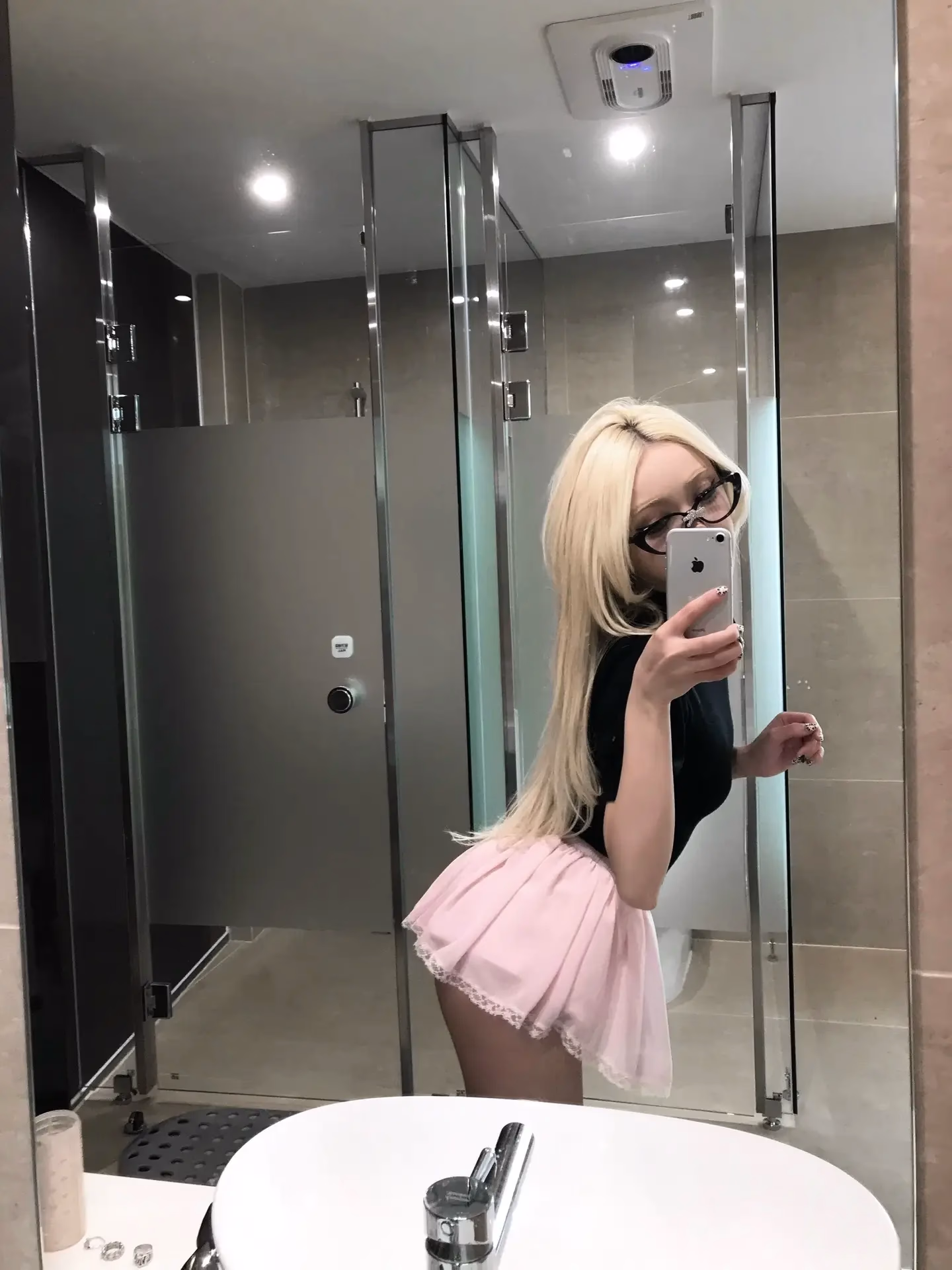 selfie in the mirror
